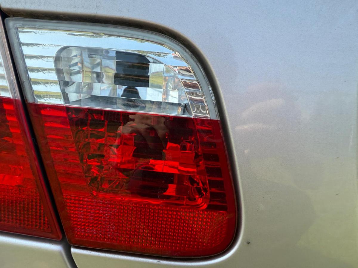 BMW 3er E46 original Rücklicht Rückleuchte innen links Limousine Facelift BJ04